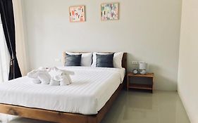 Snooze Inn Phuket - Free Shuttle To Bang Rong Pier